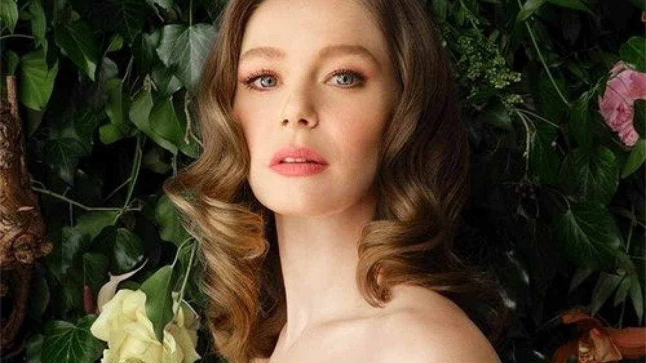 فتاة النافذة الموسم الثالث الحلقة 22